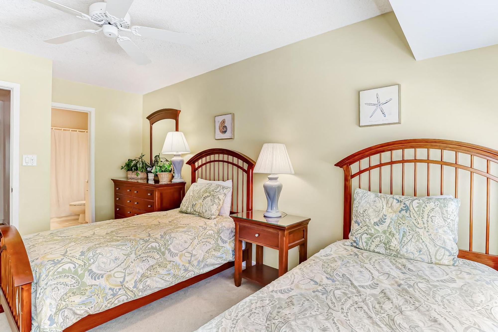 Steps To Surf Villa Fernandina Beach Room photo